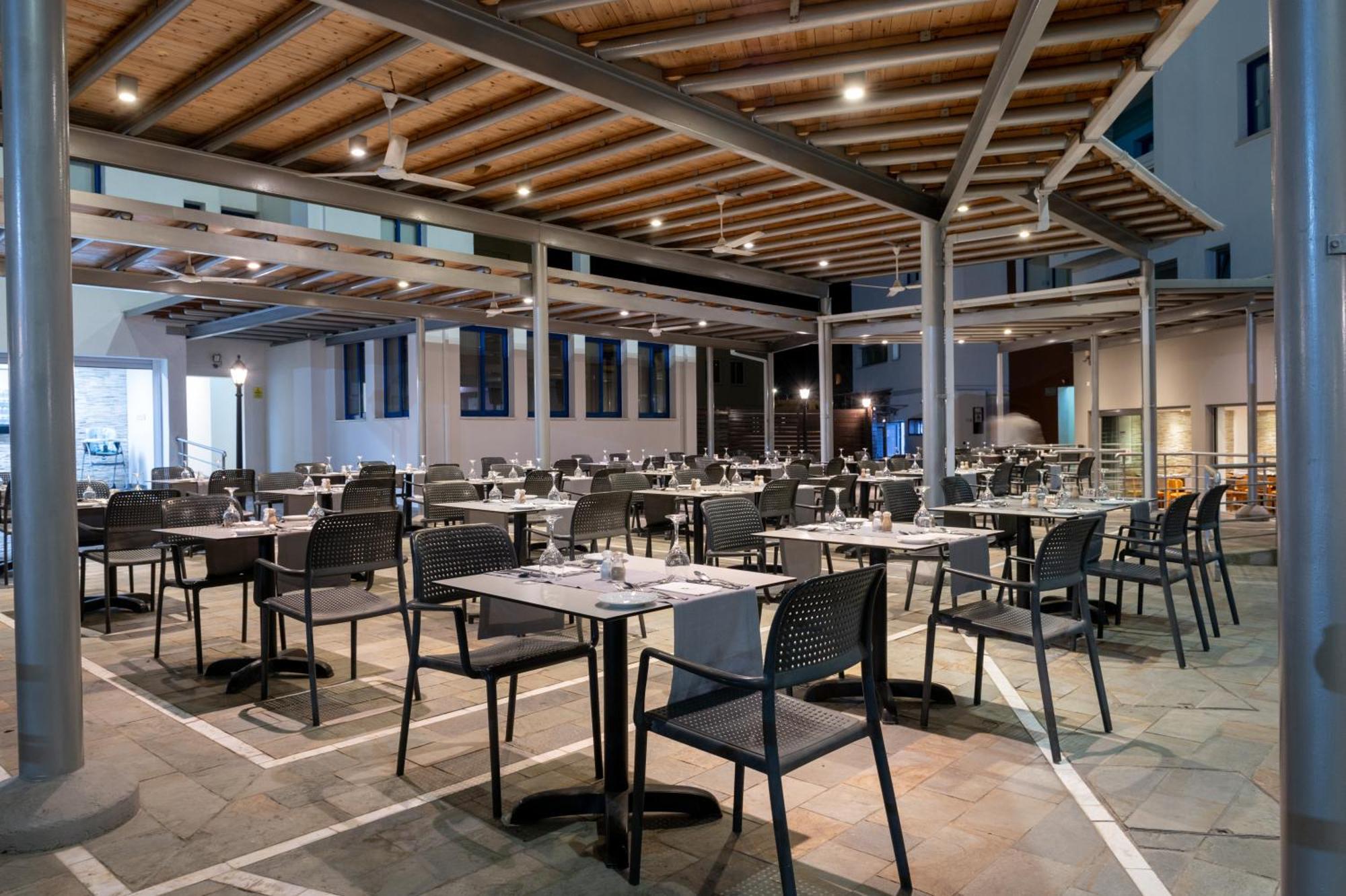 Kefalos Damon Hotel Apartments Paphos Ngoại thất bức ảnh