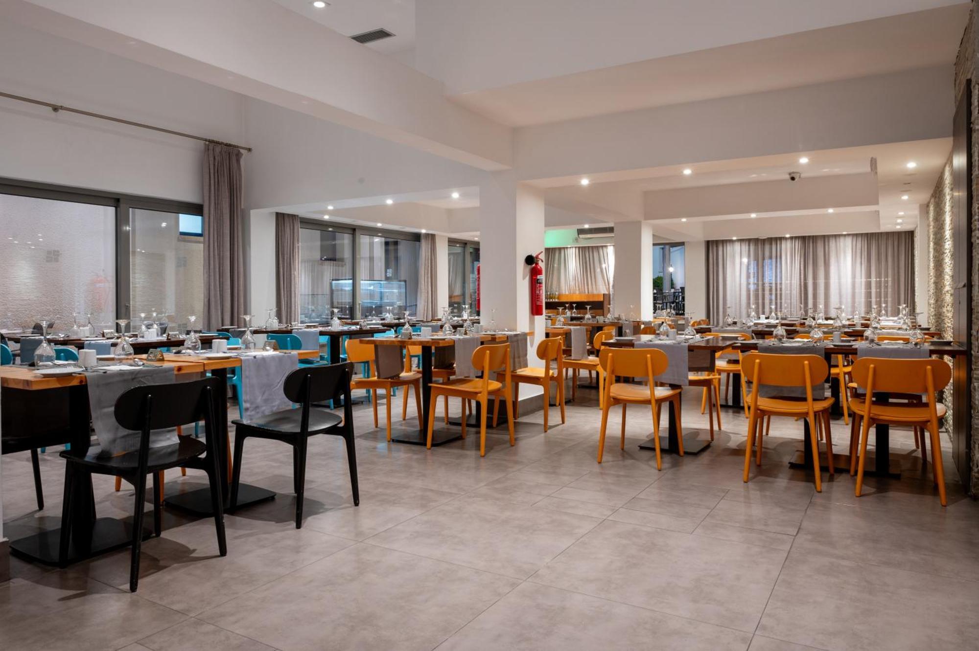 Kefalos Damon Hotel Apartments Paphos Ngoại thất bức ảnh